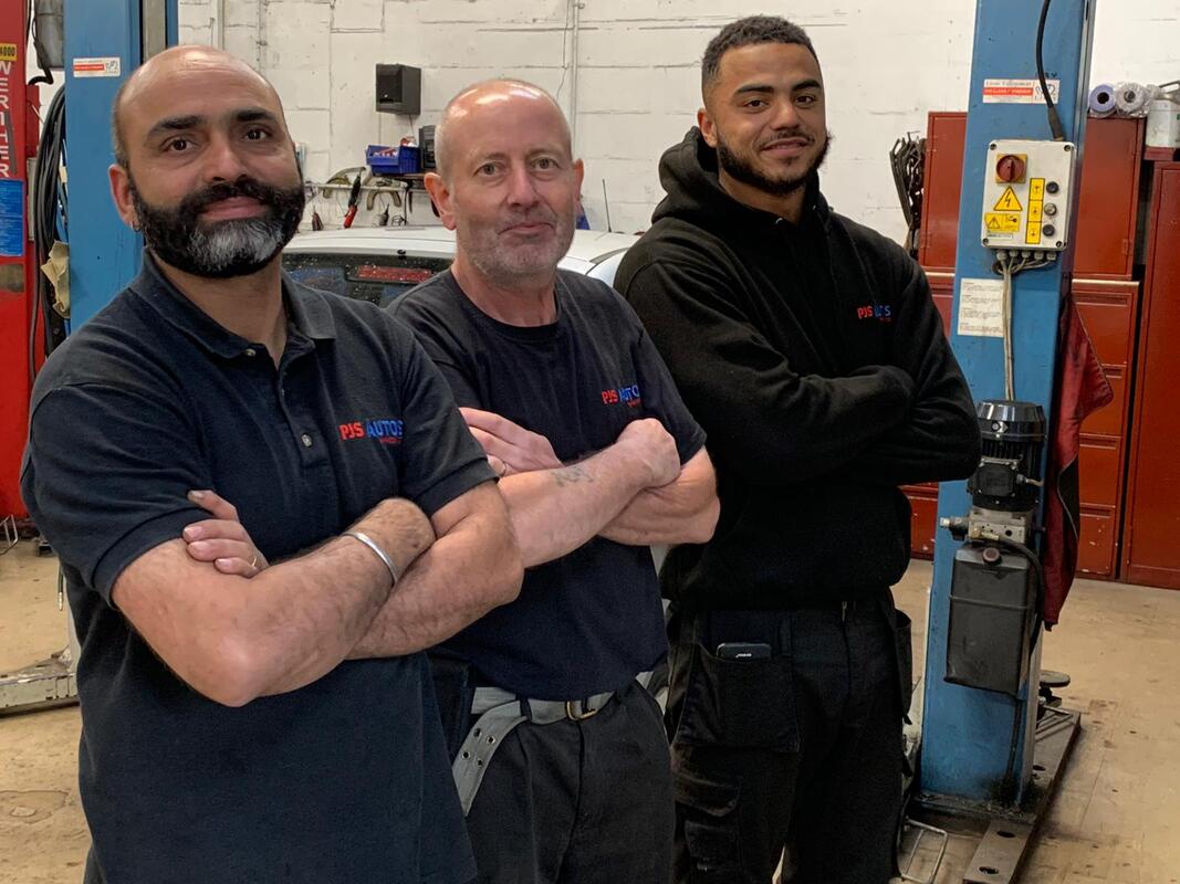 The PJS Autos Team, Swindon's leading mechanics